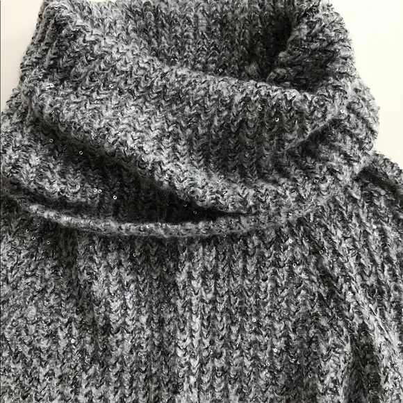 🌿MOSSIMO Women’s cowl neck, long Sweater. - Picture 2 of 4
